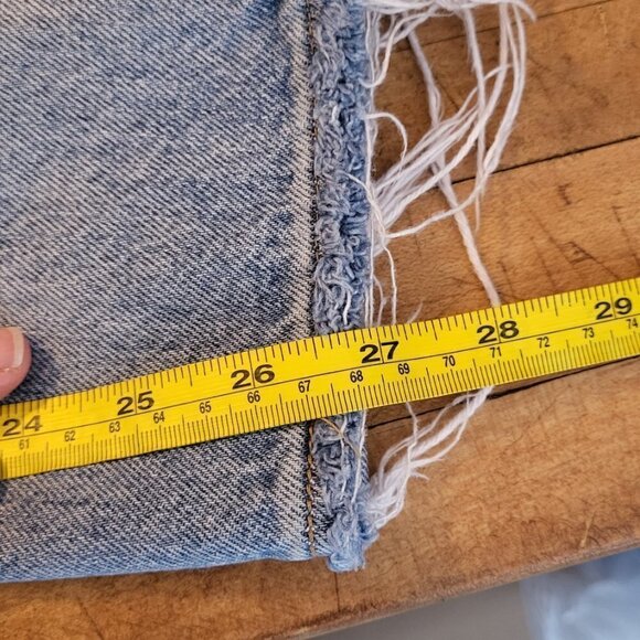 Levi's Button Fly 501 CT Ripped Jean Size 27 - Picture 14 of 14